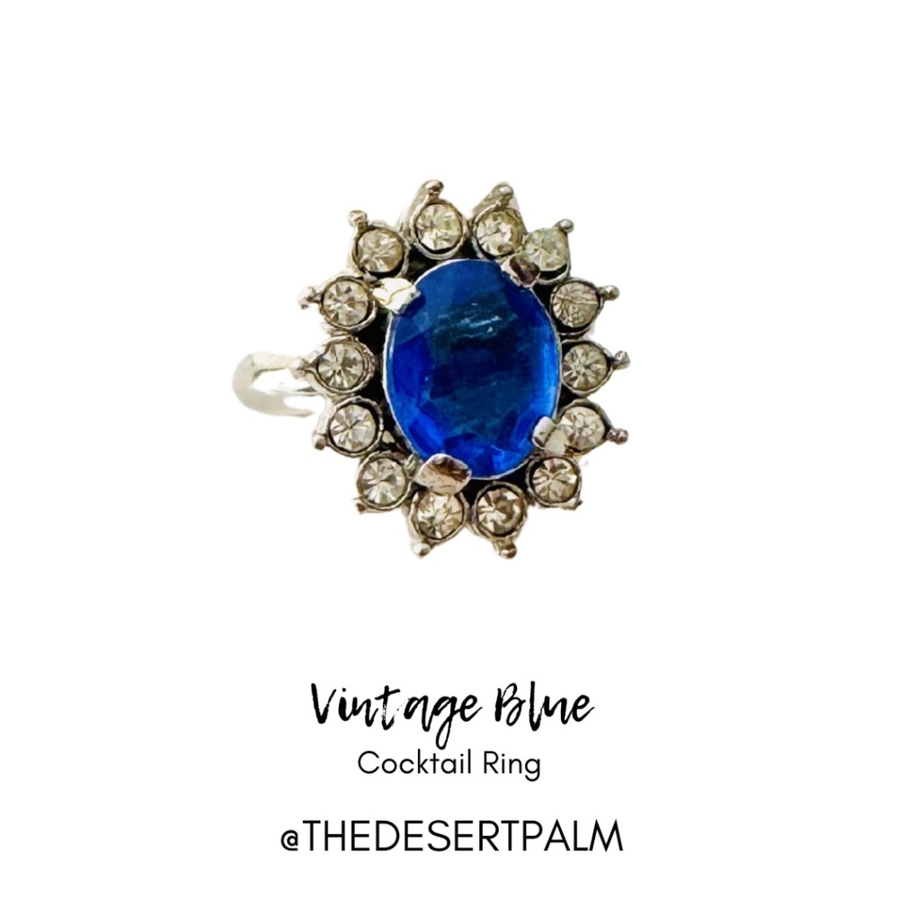 Vintage Blue Statement Ring 💙 | Halo Cocktail Ring